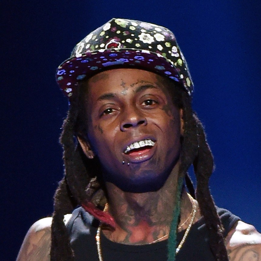 Tweets Is Watching: Lil Wayne Asks “Why Me, Lord?” After His Elbow Surgery
