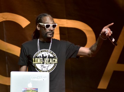 Snoop Dogg’s “Coolaid” To Sell Less Than 10k In Debut Week