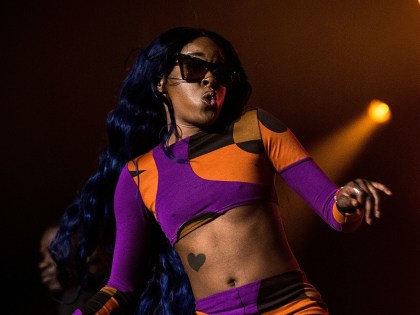 Azealia Banks Is Apparently Into Witchcraft & She’s Giving Away Magic Spells