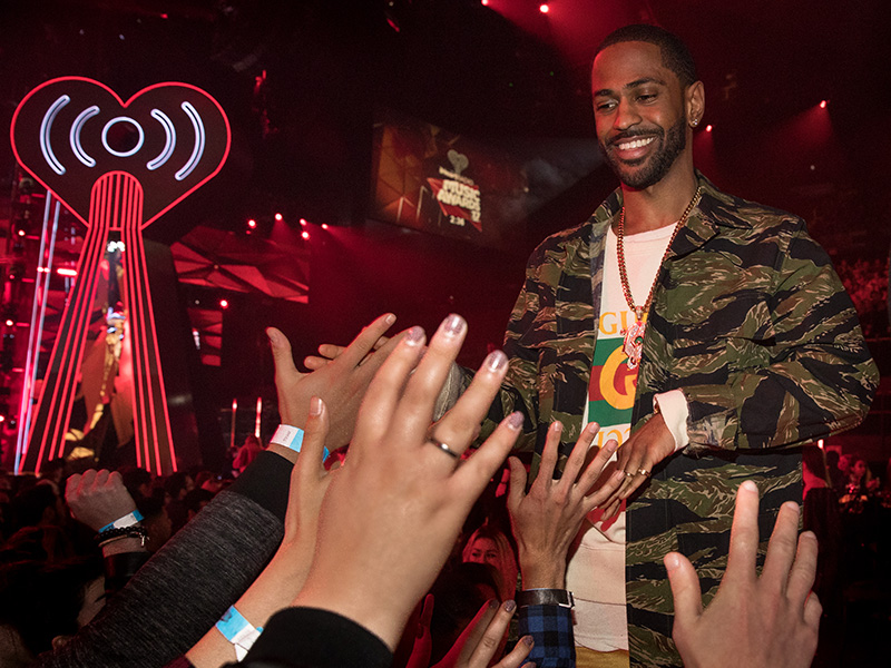 Drake & Chance The Rapper Win Big While Big Sean Performs At 2017 iHeartRadio Awards