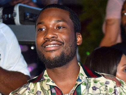 Meek Mill Isn’t Letting Prison Stop His “DreamChaser’s Thanksgiving” Giveaway