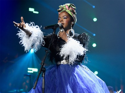 Lauryn Hill Goes Full Circle With Live Remix Of Drake’s “Nice For What”