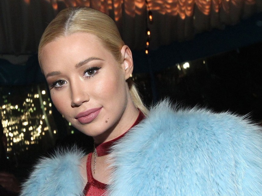 Despite Being A Grand Hustle Artist, T.I. Says Iggy Azalea Is A “Free Agent”