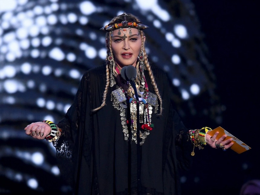 Twitter Scoffs At Madonna’s Aretha Franklin “Tribute” During 2018 MTV VMAs