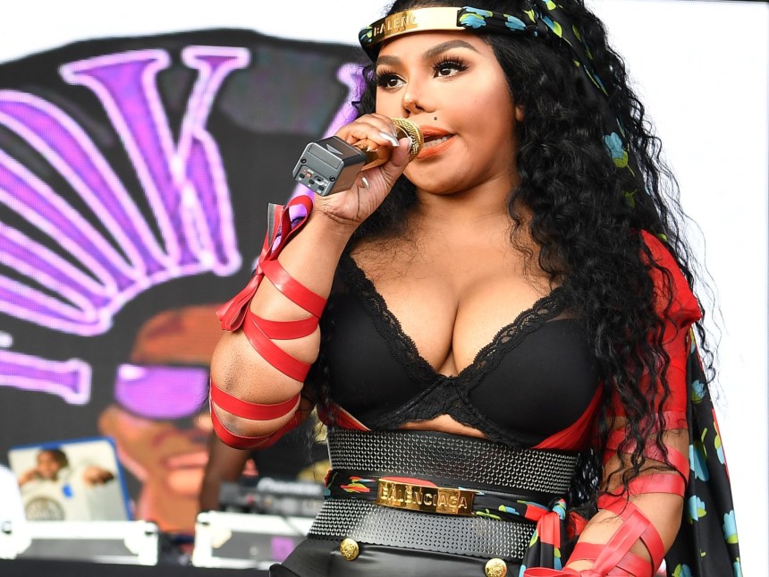 Lil’ Kim Crashes Gabrielle Union’s 90s-Themed Birthday Party