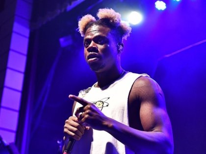 Tobi Lou Shares “Live On Ice” Mixtape