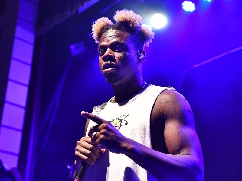 Tobi Lou Shares “Live On Ice” Mixtape