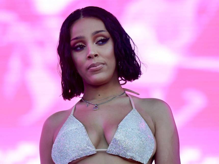 Tweets Is Watching: Doja Cat Speaks On “Anti-Black” Controversy