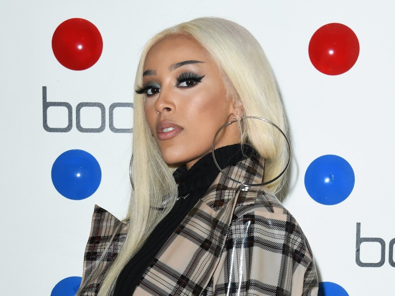 Doja Cat Promises To Show Her Breasts If Nicki Minaj-Featured ‘Say So (Remix)’ Hits No. 1