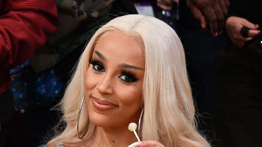 Doja Cat Gets Apology From ‘Stranger Things’ Star Noah Schnapp For Leaked DMs