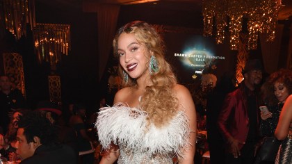 Beyoncé Gifts Her Clique With ‘Fuck 2020’ Gold Necklaces