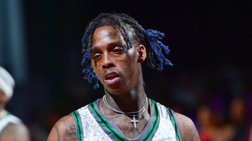 Famous Dex Fans Worried About Potential Drug Overdose After Disturbing Photo Surfaces