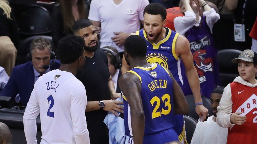 Drake & Steph Curry Shoot It Out On The OVO Basketball Court
