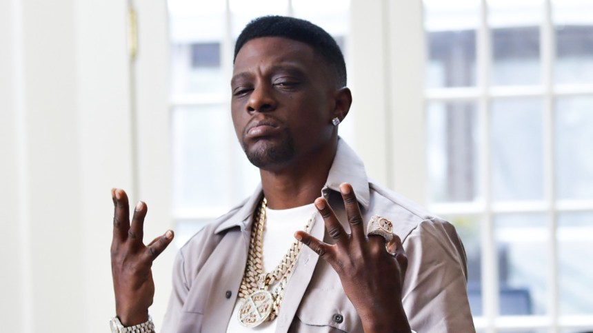 Boosie Badazz & Rapper Trouble Are Team Quavo With Saweetie Elevator Video Comments