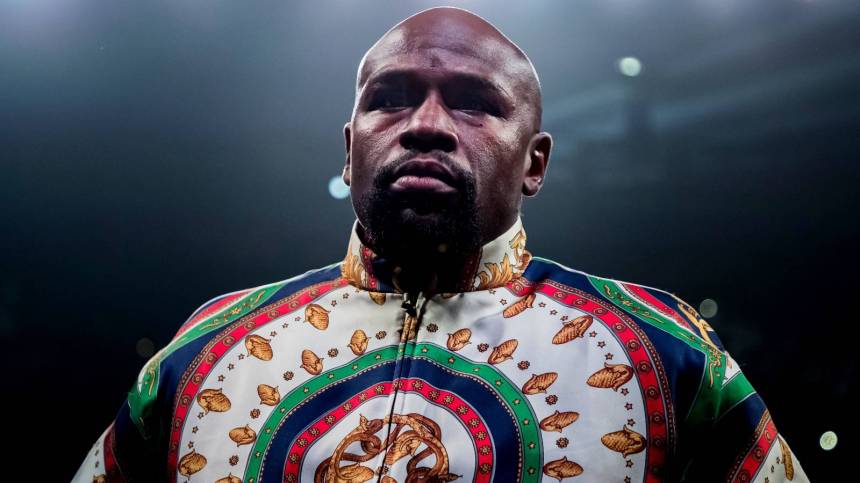 Floyd Mayweather Reportedly Threatens To Beat 50 Cent’s Ass