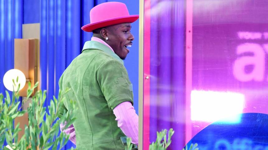 Billboard Flubs DaBaby’s ‘Rockstar’ Moment By Playing Post Malone’s ‘Rockstar’ As He Accepts Top Rap Song Award