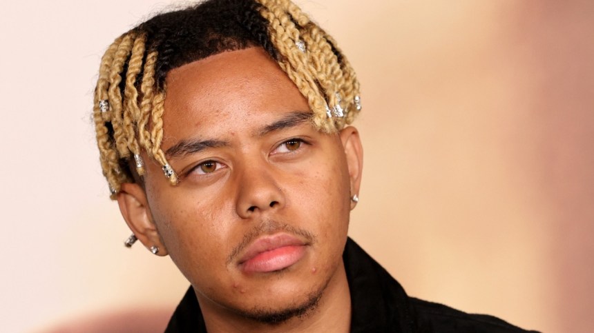 Cordae Calls Out Entertainers For Only Being Pro-Black When It’s ‘Cool’: ‘Oreo-Ass N-ggas’