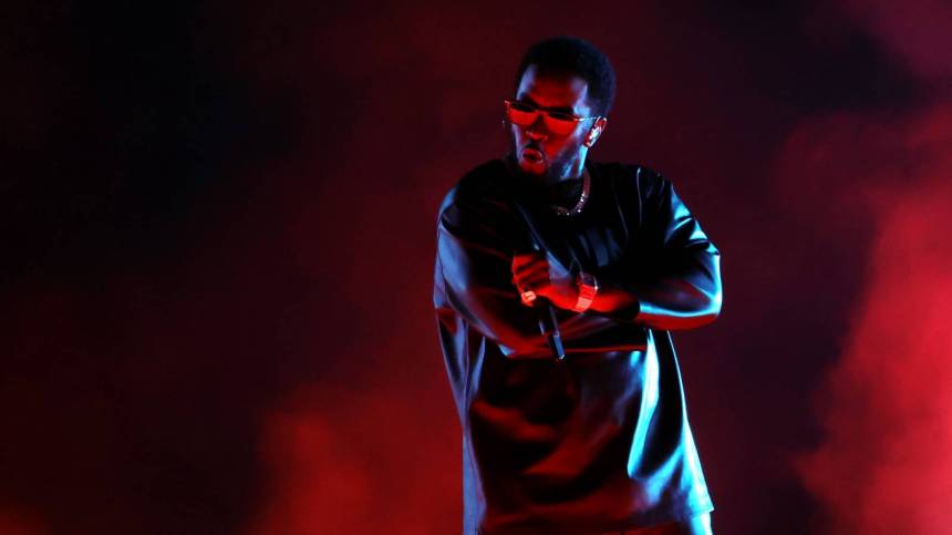 Diddy Debuts ‘Gotta Move On’ Single With Bryson Tiller At 2022 Billboard Awards