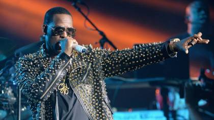 R. Kelly Juror Excused From Child Sex Abuse Trial After Suffering From Panic Attacks