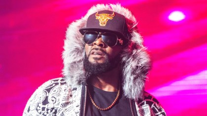 R. Kelly Claims Joycelyn Savage Baby News Is Fake: ‘She Didn’t Have A Child’