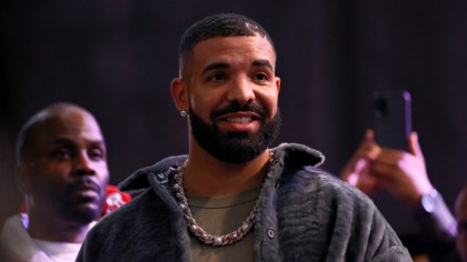 Drake Pauses Show After Fan Throws ‘Nasty’ Bra On Stage: ‘This Is How I Like It’