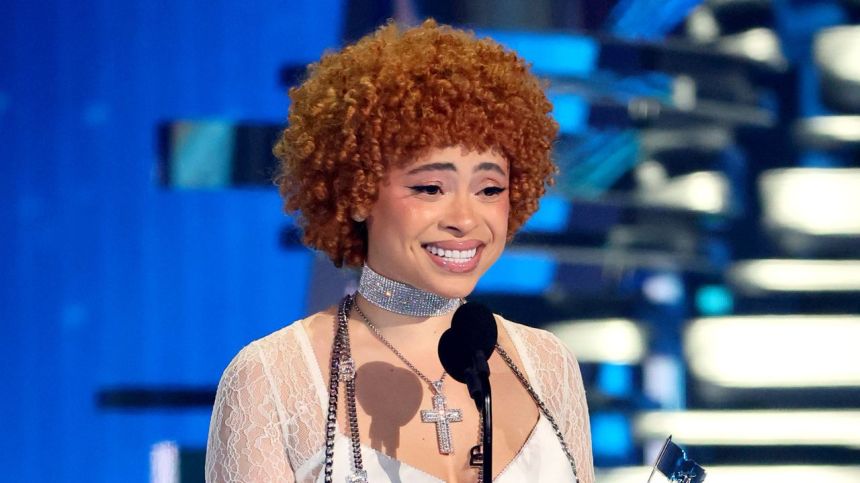 Ice Spice Tears Up While Accepting Best New Artist Award At 2023 MTV VMAs