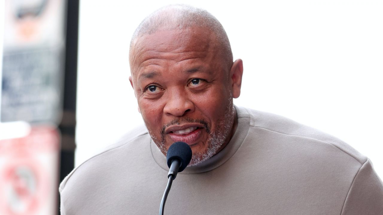 Dr Dre The Chronic Gold CD - Limitierte Auflage 24 Karat Vergoldet Mit Rahmen