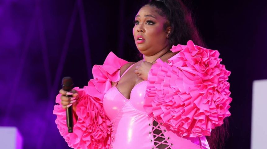 Lizzo Accusers Fight Singer’s Dismissal Request, Claim She’s ‘Sanitizing’ Allegations
