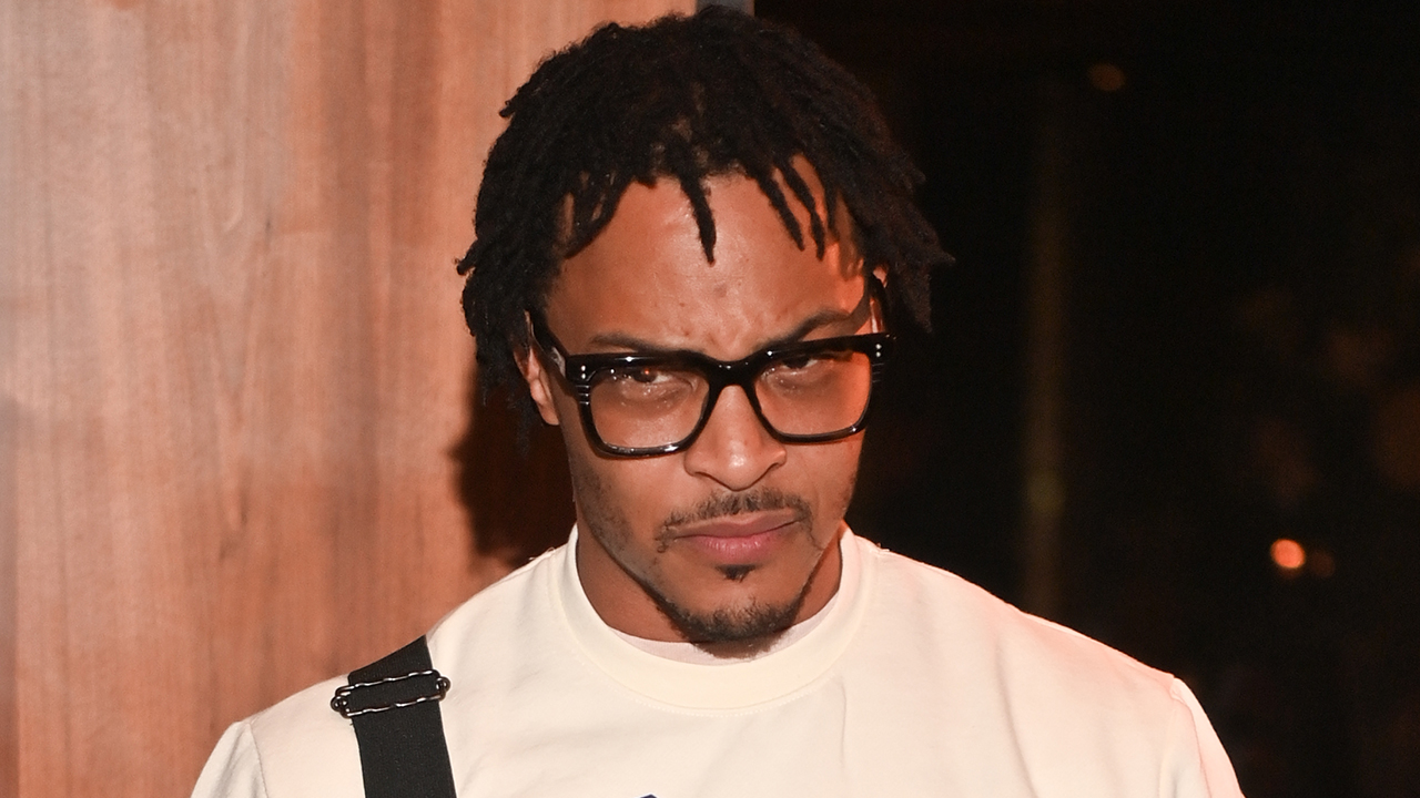 T.I. Pulled Over By Police For Reckless Driving, Blames Fight With His  'Girl' - HipHopDX