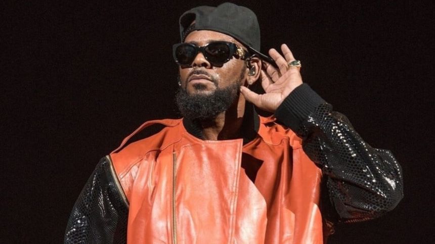 R. Kelly Suing The United States Over Seized Commissary Funds