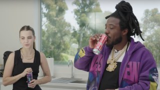 Mozzy Teaches Bobbi Althoff How To Cook Up A 'Butt Naked' Jailhouse