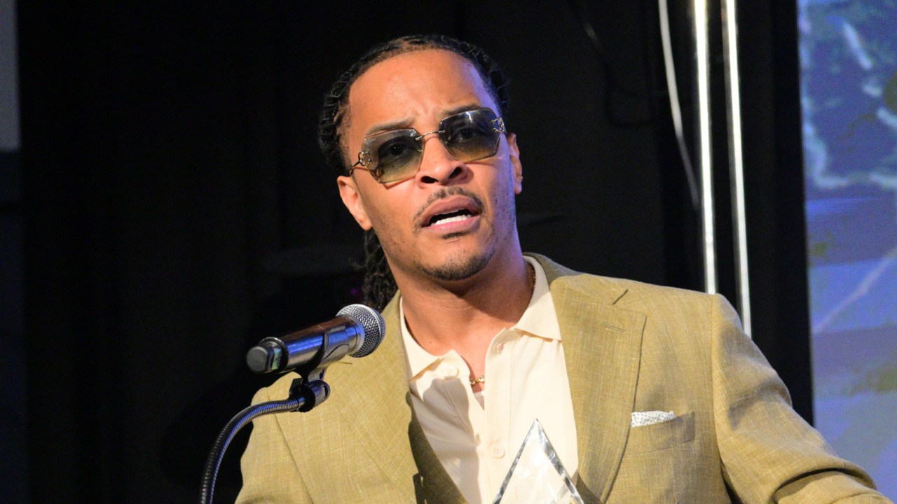 Ti Rapper Suspicious T.I. Arrested At Atlanta Airport After Being Mistaken For Violent ...