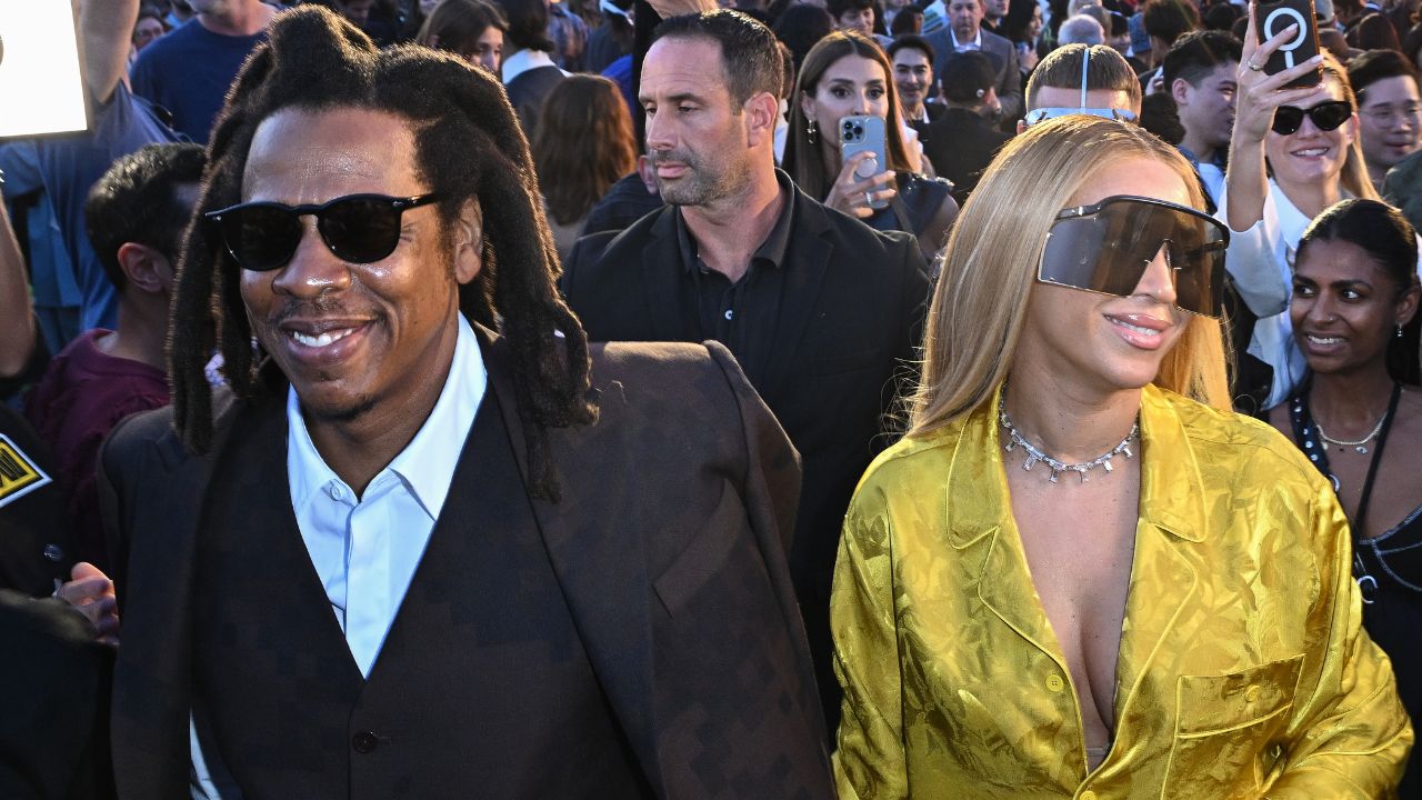 Beyoncé & JAY-Z Celebrate SirDavis Launch With Lavish Paris Dinner ...
