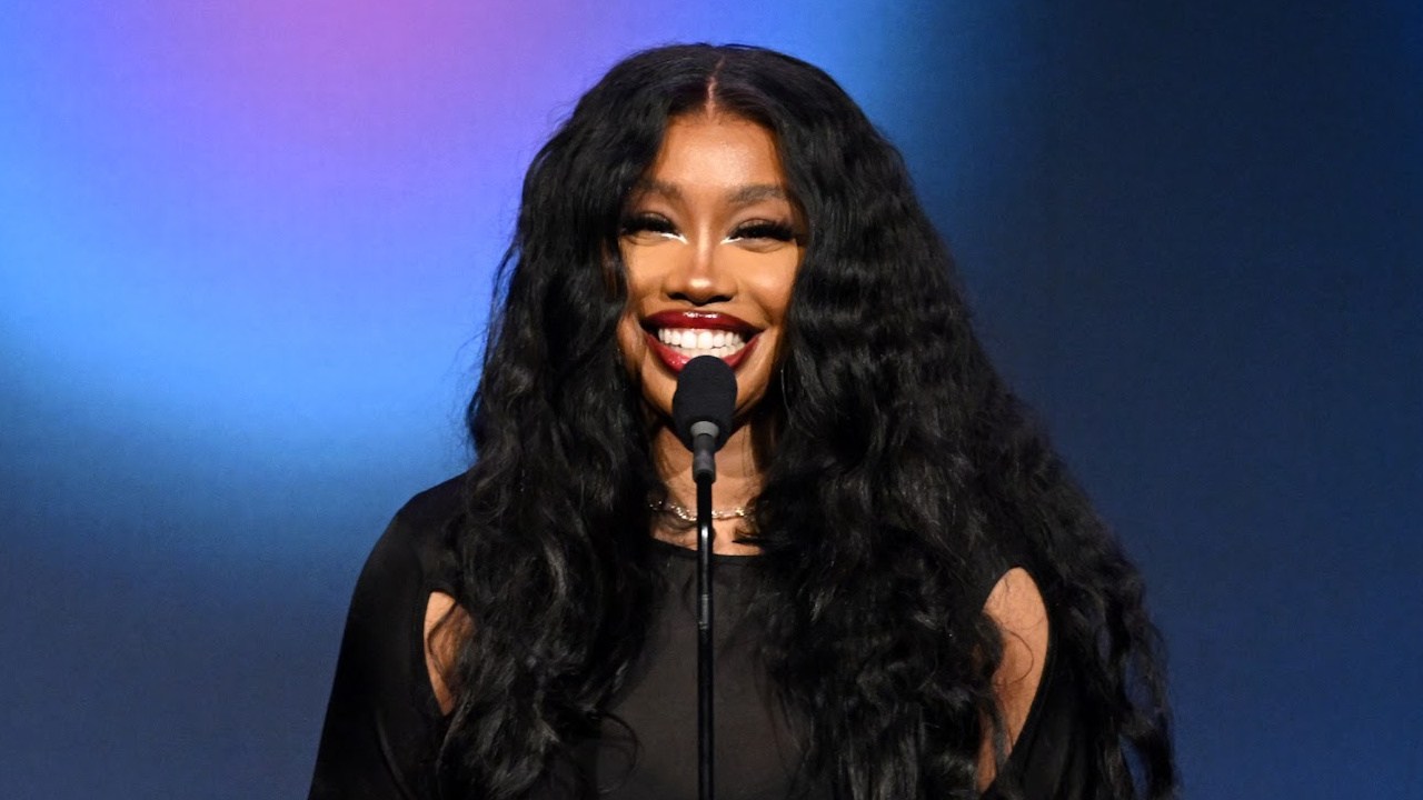 Sza Number SZA's 'SOS' Shoots Back To No. 1 As 'Lana' Deluxe Album Makes Chart ...