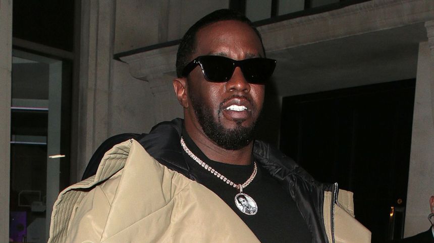 Diddy Claims He's A 'Swinger' As He Rejects Plea Deal