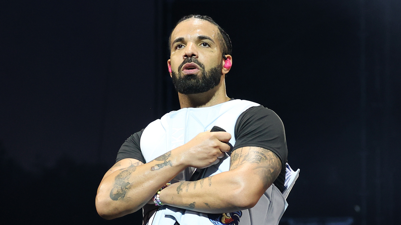 Drake Appeals Dismissal Of UMG Lawsuit Over Kendrick Lamar’s “Not Like Us” Drake Appeals Dismissal Of UMG Lawsuit Over Kendrick Lamar’s “Not Like Us”